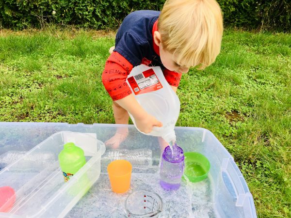 Pouring Water Sensory Bin - Twin Mom Refreshed