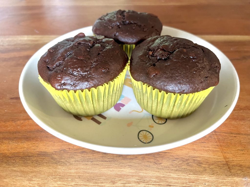 chocolate chunk banana muffins